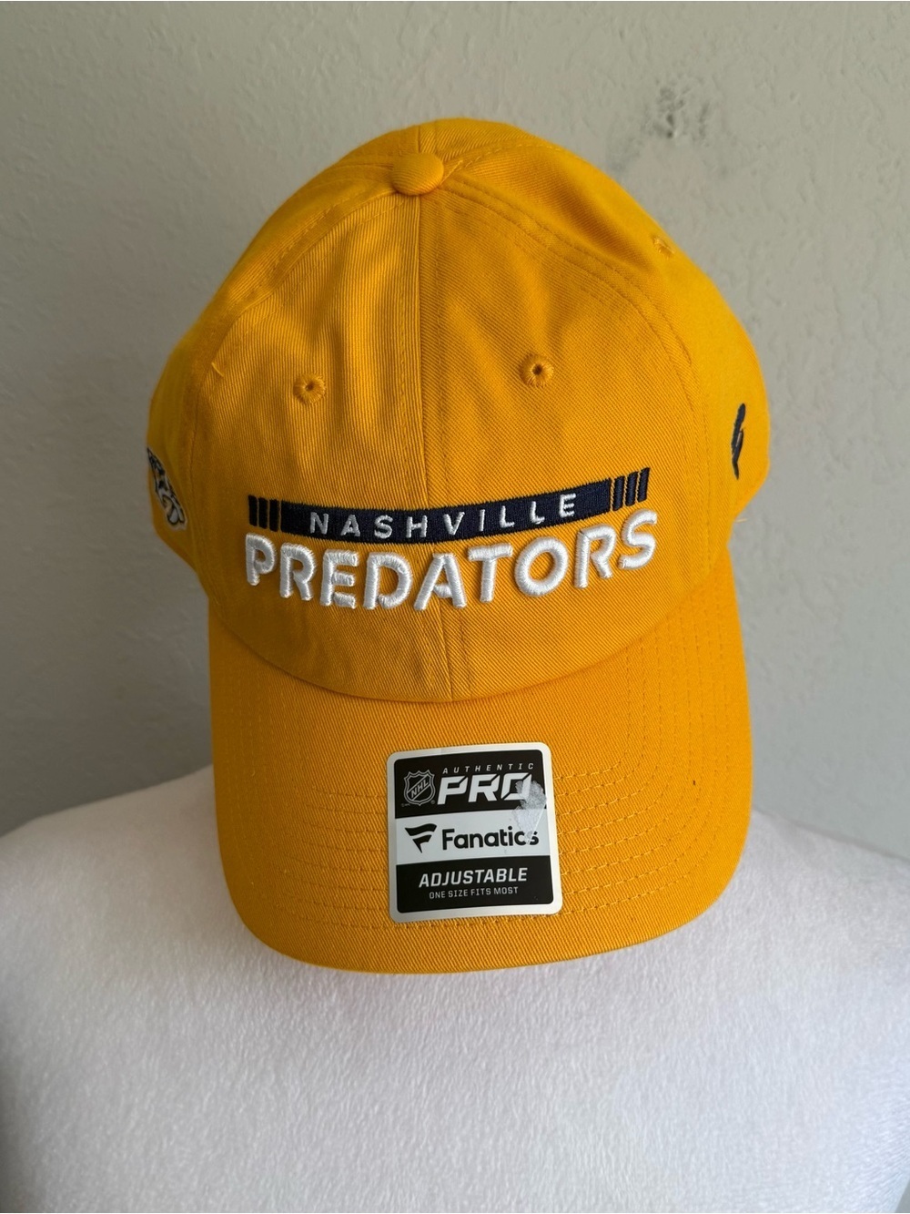 Men’s NWT OSFA Yellow Fanatics Nashville Predators NHL Adjustable Sporty Hat